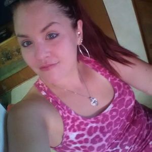 Meet your Posher, Chantilly